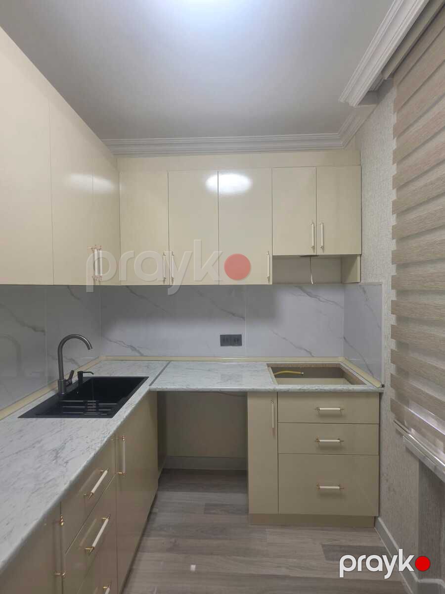 Satılır 2 otaqlı köhnə tikili 50 m² — Mənzil, Bakı (8)