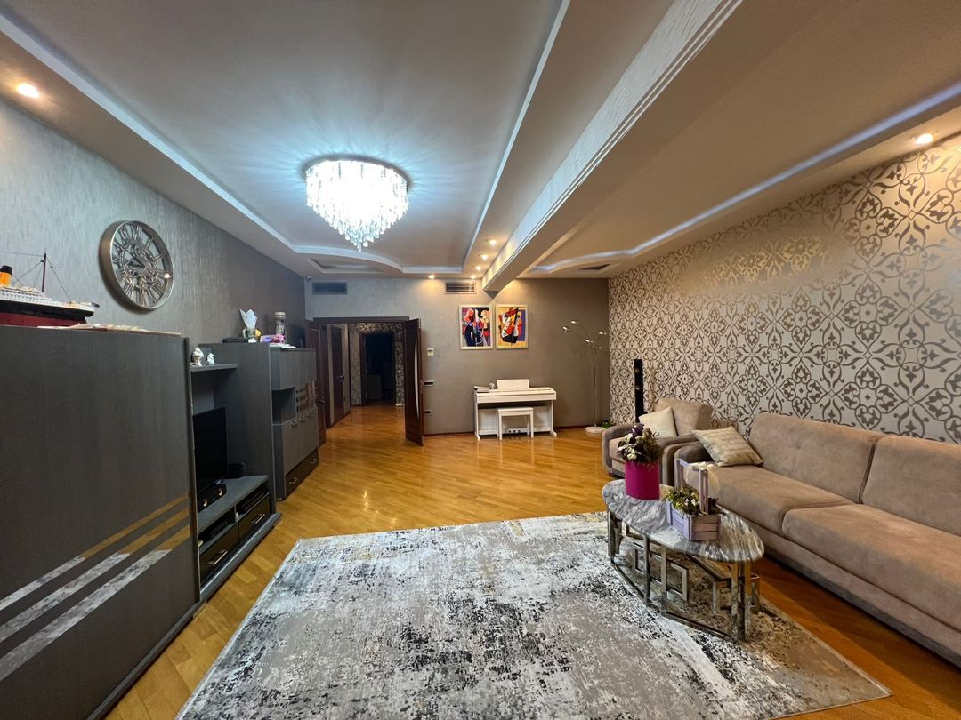 Satılır 3 otaqlı yeni tikili 135 m² — Mənzil, Bakı (4)