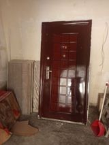 Seyf qapi 210/95sm 180azn qiymet sondur Xetai m 0996 leli — Сейфы
