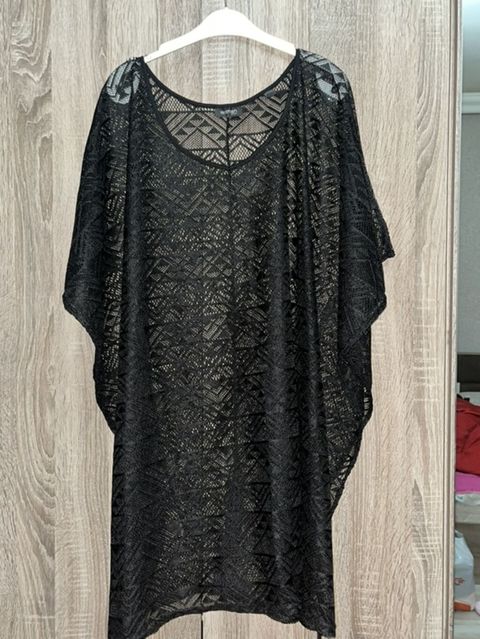 Qara krujeva plaş/kimono tipli üst geyim - Model: boş kəsimli, yarasa