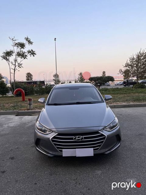 Hyundai Elantra, 2.0 L, 2017 il, 295 830 km