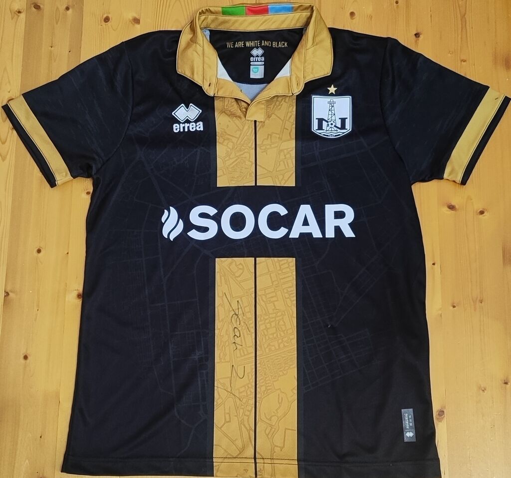 Futbolka, Errea, S — Şəxsi əşyalar, Masazır
