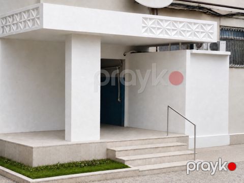 Satılır 2 otaqlı köhnə tikili 60 m²