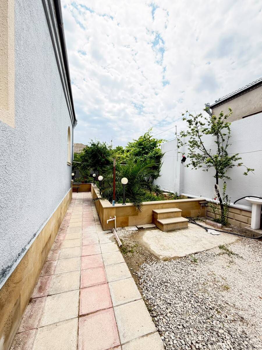 Satılır 4 otaqlı həyət evi/bağ evi 154 m² — Ev, villa, Bakı (8)