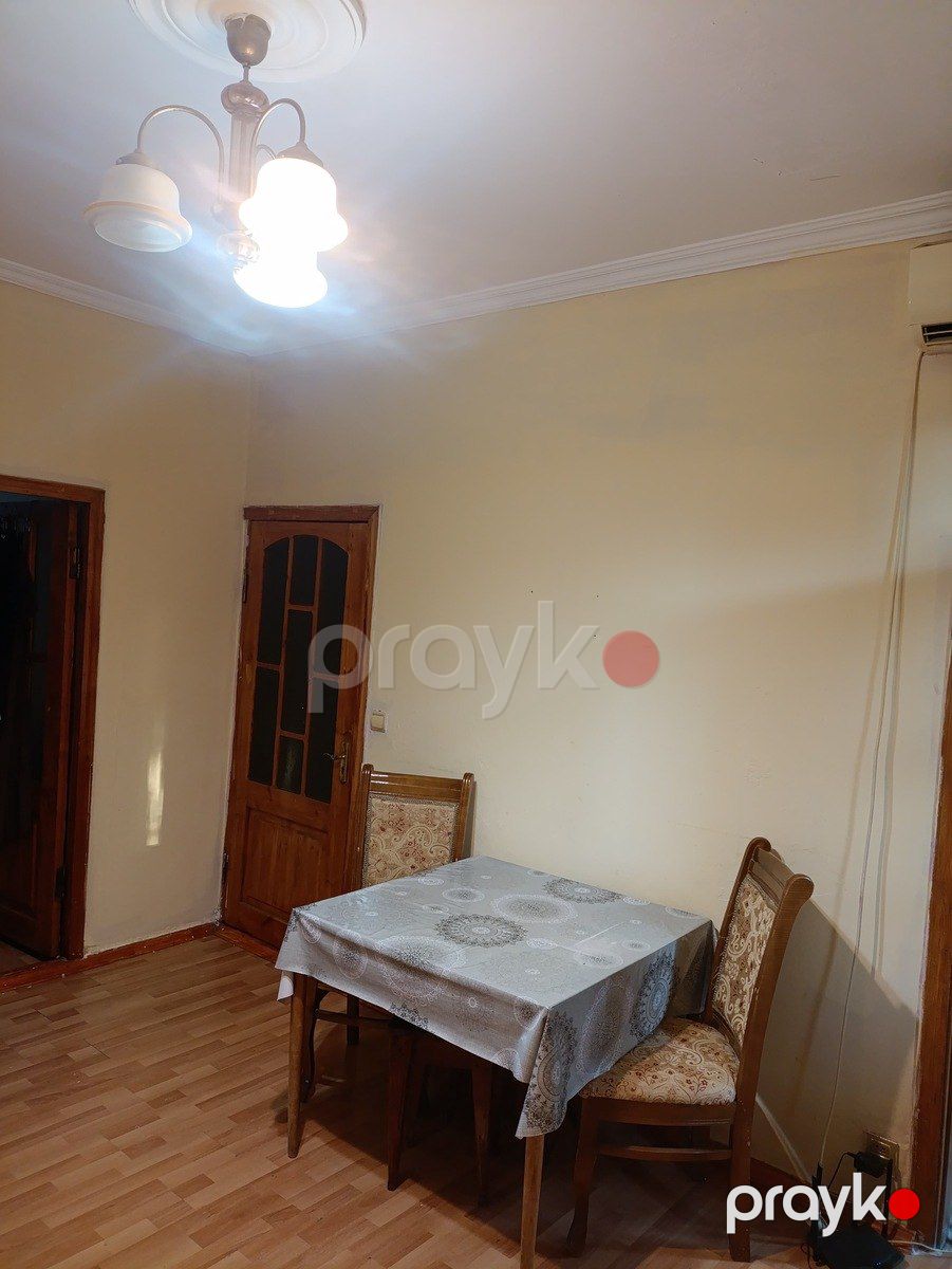 Satılır 2 otaqlı köhnə tikili 55 m² — Mənzil, Bakı (3)