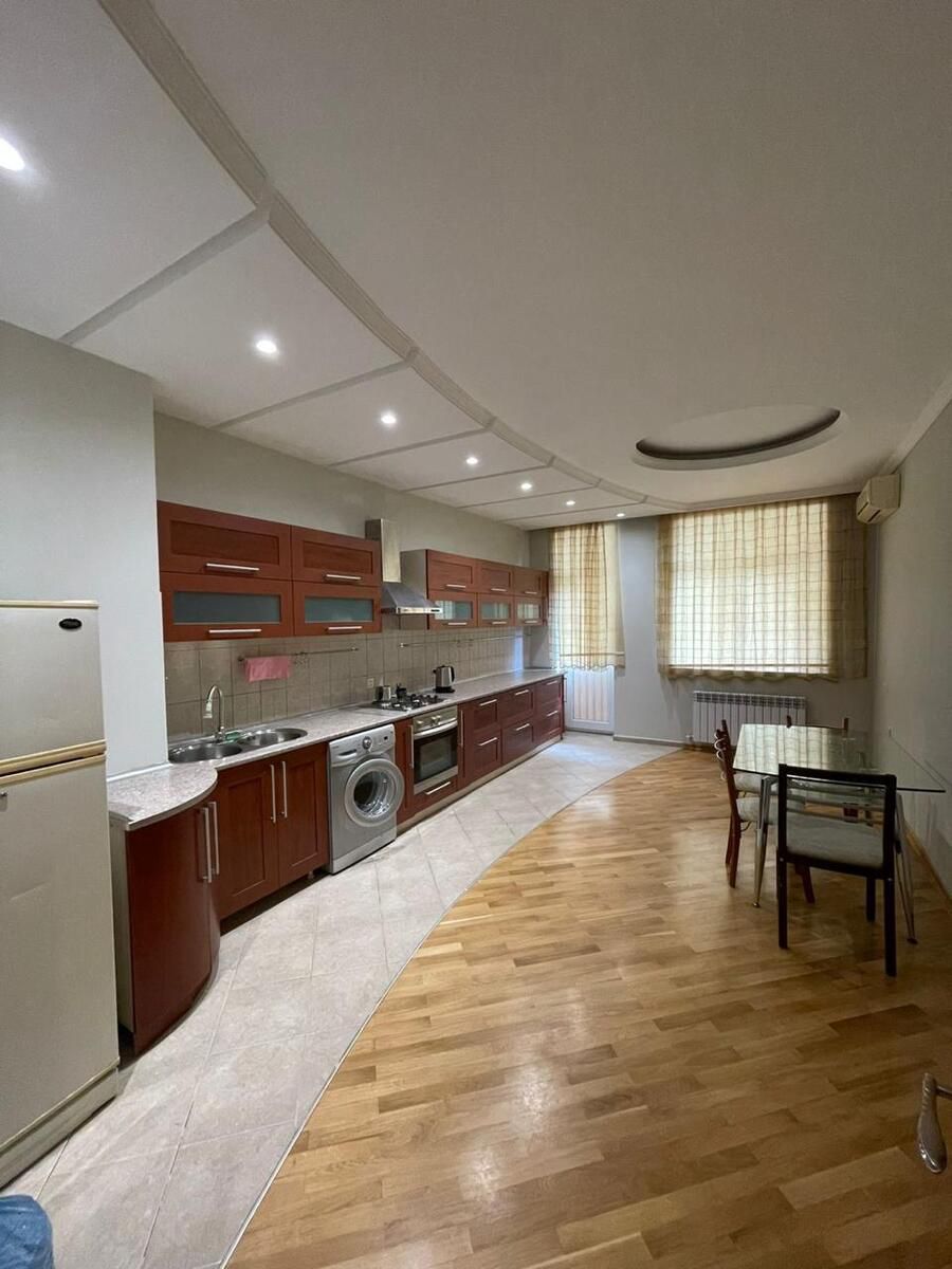 İcarəyə verilir 3 otaqlı yeni tikili 130 m² — Mənzil, Bakı (8)