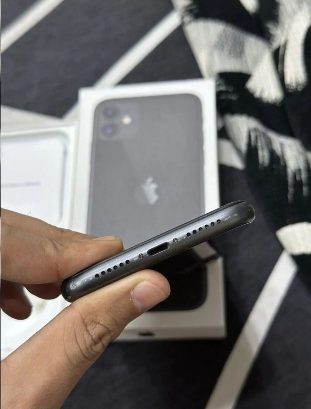 IPhone 11, 128 GB, Qara, Zəmanət, Kredit, Simsiz şarj — Apple iPhone, Göyçay (5)