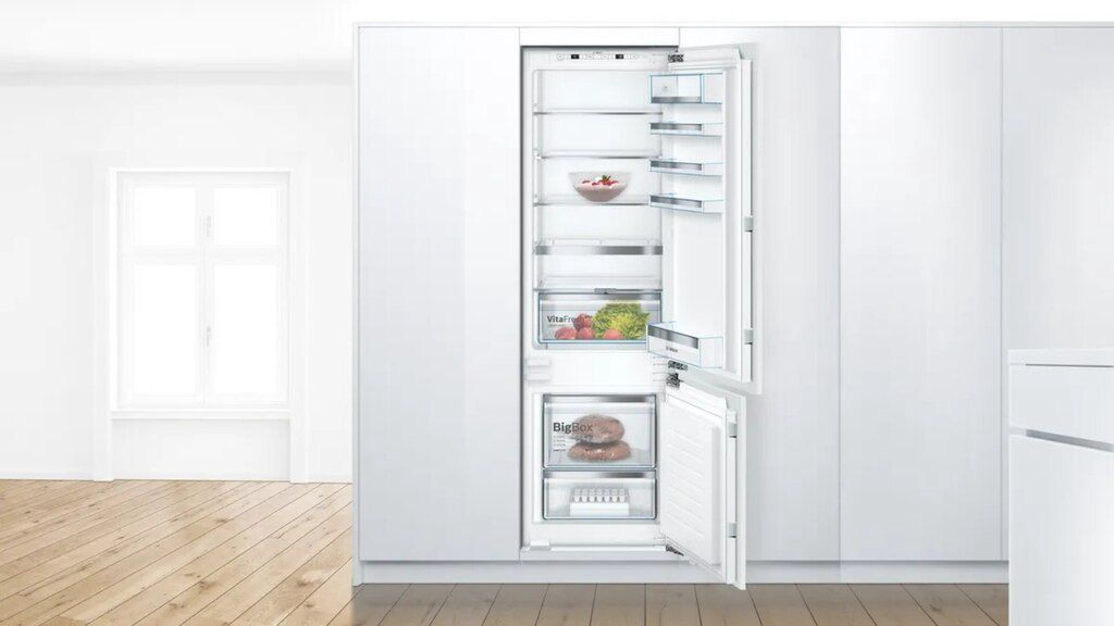 Quraşdırılan soyuducu "Bosch KIS87AF30U" — Mallar, Bakı