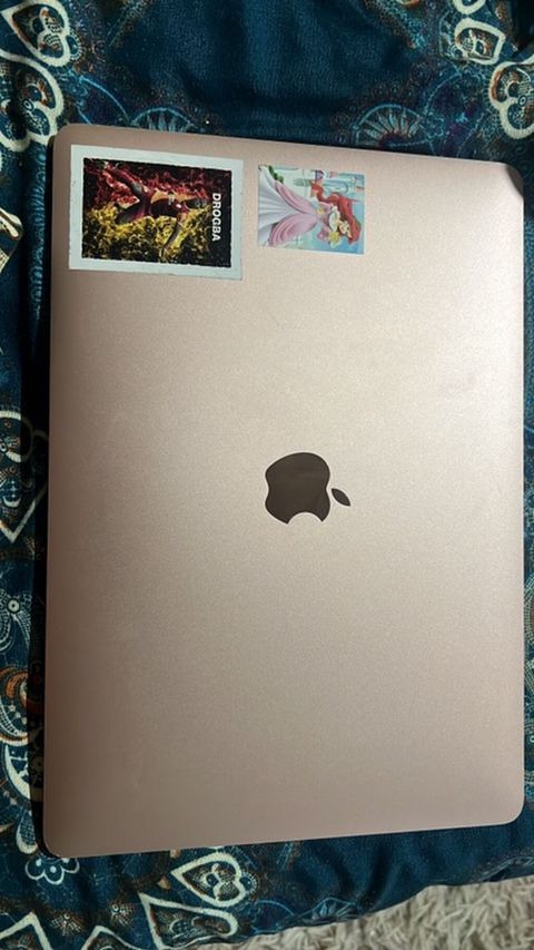 Apple MacBook Air 13.3" M1, 8GB RAM, 256GB SSD, Gold
