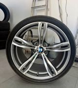 BMW F10 M5 diskləri — Avtomobil