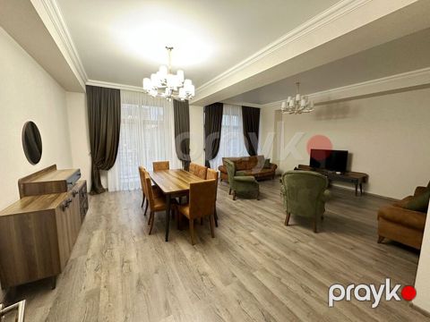 İcarəyə verilir 4 otaqlı yeni tikili 190 m²