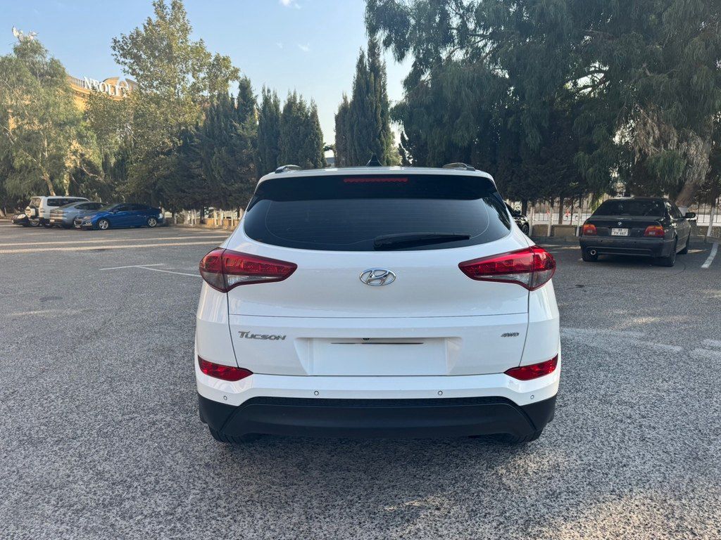 Hyundai Tucson, 2.0 L, 2015 il, 91 000 km — Avtomobillər, Bakı (2)