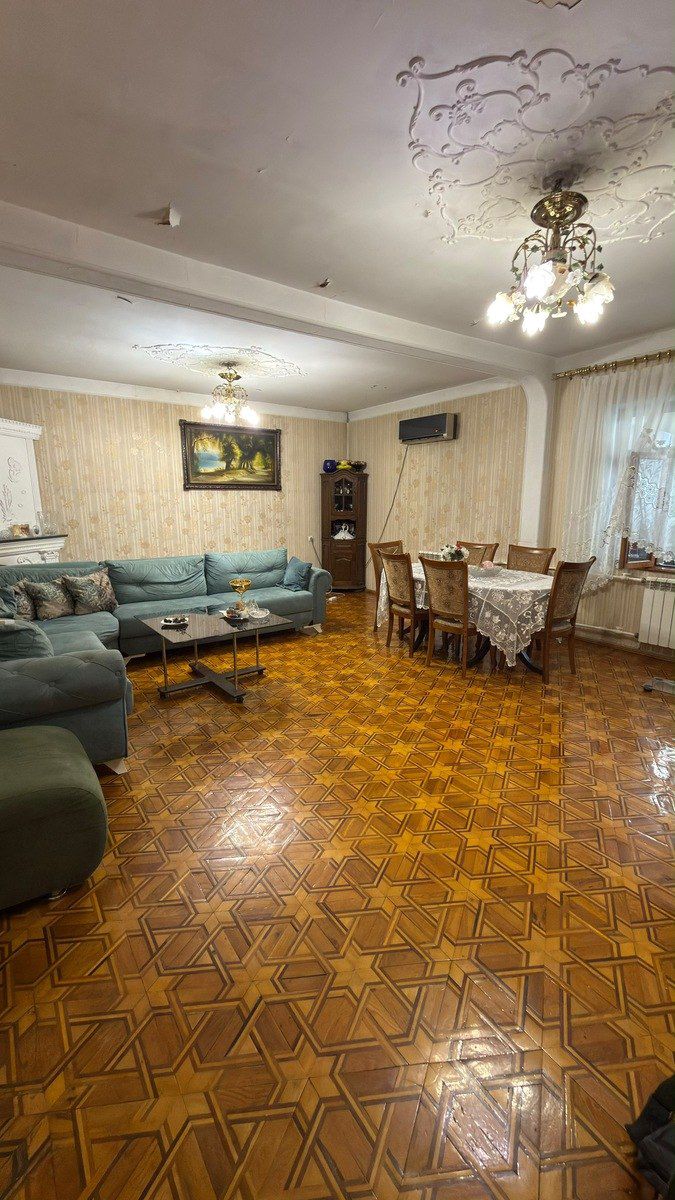Satılır 5 otaqlı köhnə tikili 130 m² — Mənzil, Bakı (2)