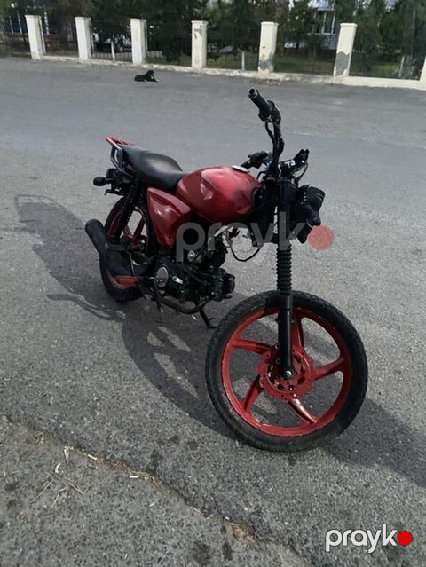 Moped/motosiklet – şəhər və kənd yolları üçün yığcam və qənaətcil