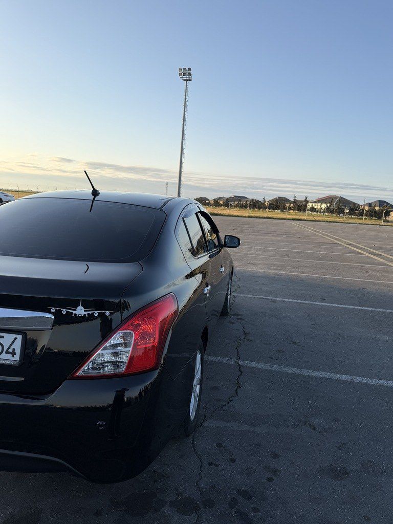 Nissan Sunny, 1.5 L, 2014 il, 178 000 km — Avtomobillər, Bakı (8)