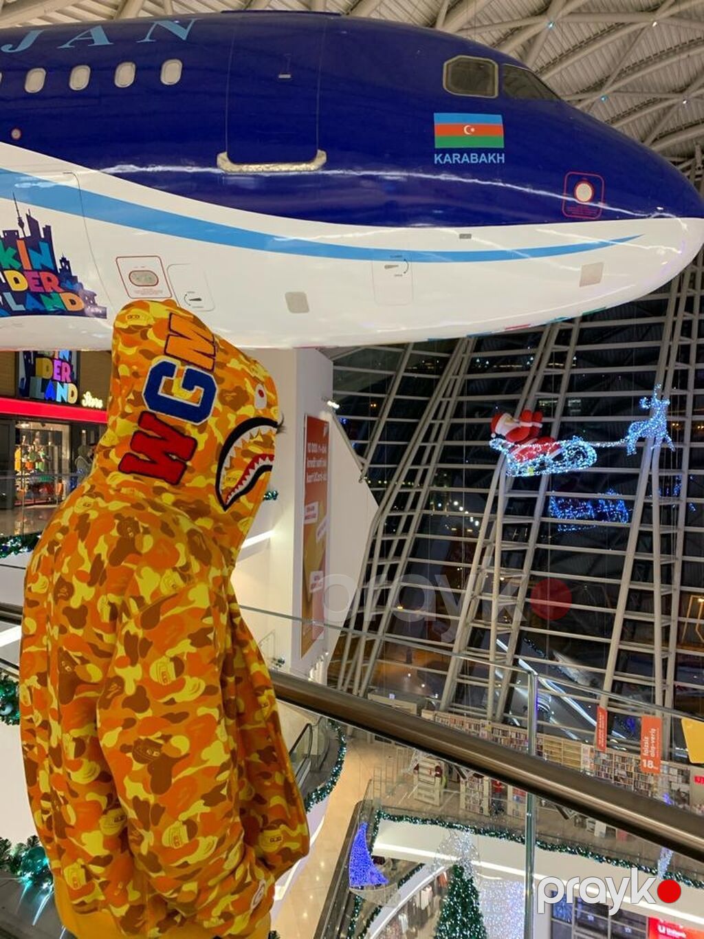 BAPE Shark Hoodie – narıncı kamuflyaj TAM ORGİNALDİ 150 AZN ALINIB — Şəxsi əşyalar, Bakı (2)