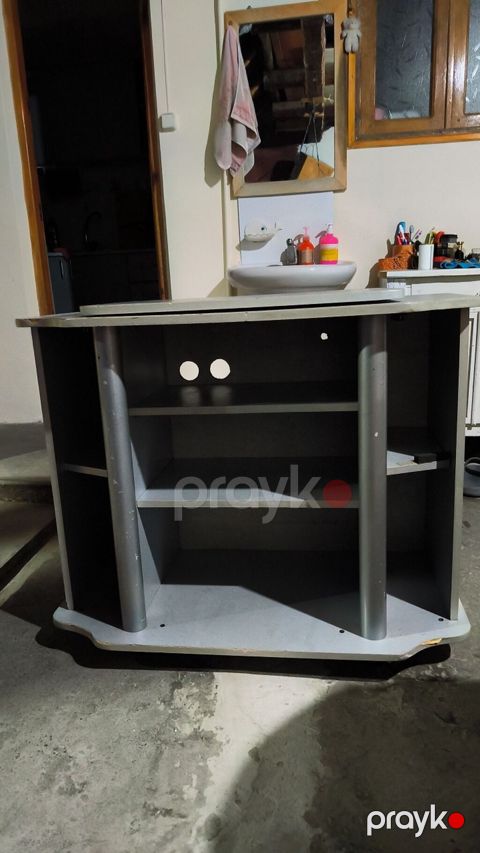 TV stendi / media konsolu - Rəng: boz - Material: laminat taxta (MDF
