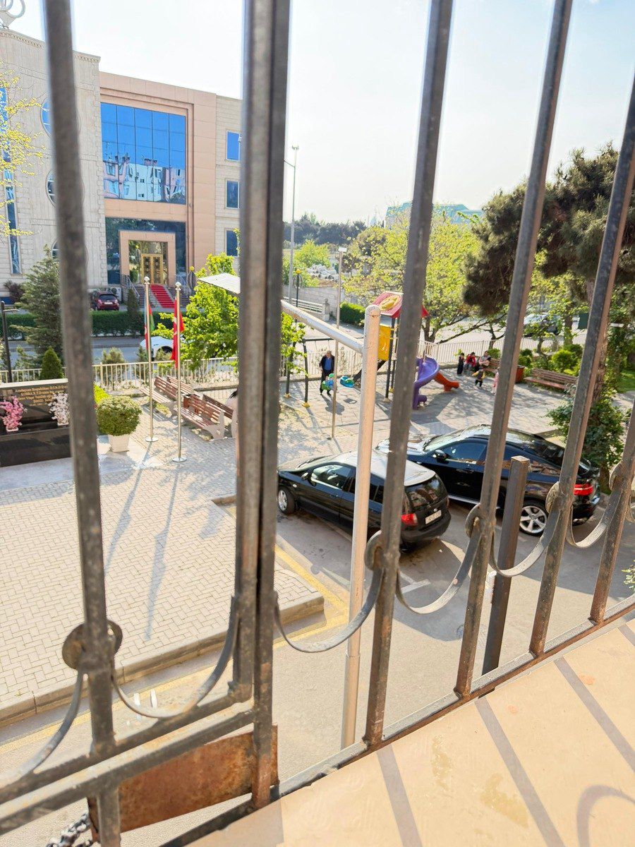 Satılır 2 otaqlı köhnə tikili 58 m² — Mənzil, Bakı (8)