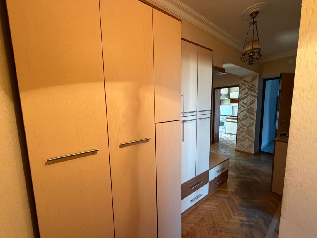 Satılır 4 otaqlı köhnə tikili 105 m² — Mənzil, Bakı (12)