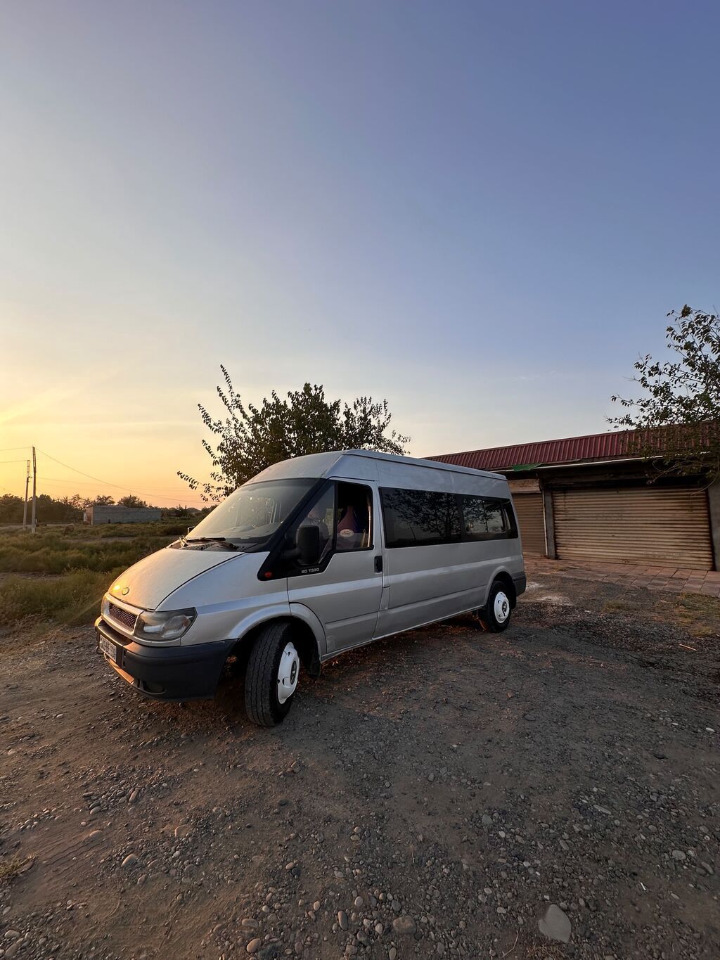 Ford Transit: 2.5 l | 2001 il 28000 km Mikroavtobus