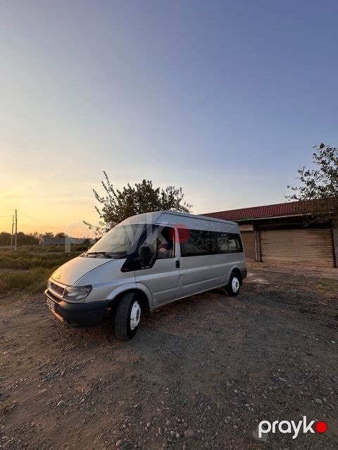 Ford Transit: 2.5 l | 2001 il 28000 km Mikroavtobus