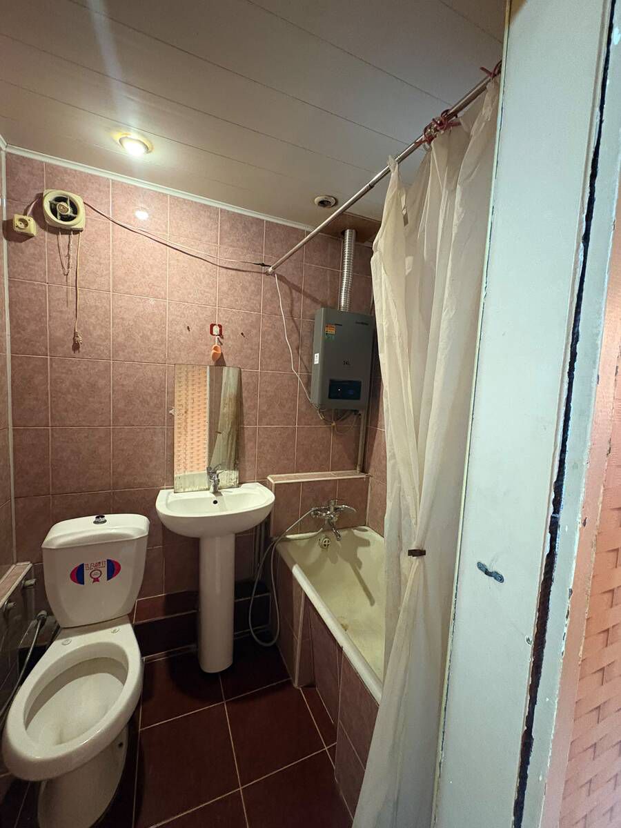 Satılır 1 otaqlı köhnə tikili 37 m² — Mənzil, Bakı (8)