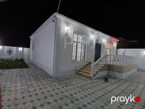 Satılır 3 otaqlı həyət evi/bağ evi 100 m²