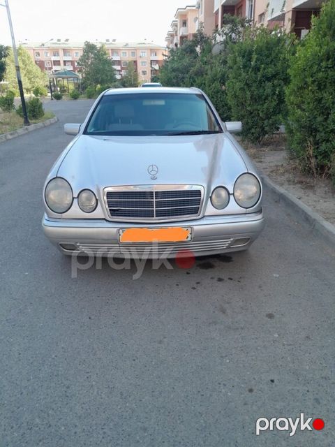 Mercedes E 200, 2.2 L, 1998 il, 352 658 km
