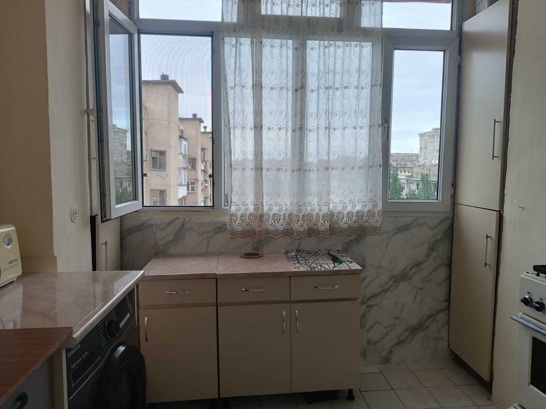 Satılır 2 otaqlı köhnə tikili 70 m² — Mənzil, Bakı (8)