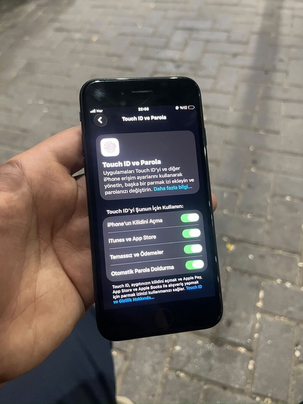 IPhone SE 2020, Qara, Barmaq izi — Apple iPhone, Masazır (5)