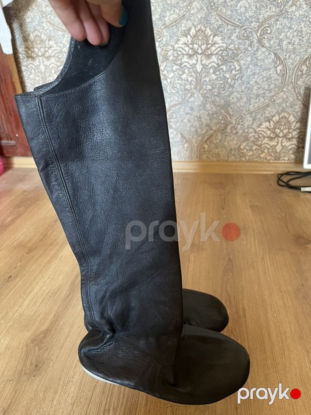 Qara dəri çəkmələr Xüsusiyyətlər: - Material: təbii dəri (yumşaq — Şəxsi əşyalar, Bakı (4)