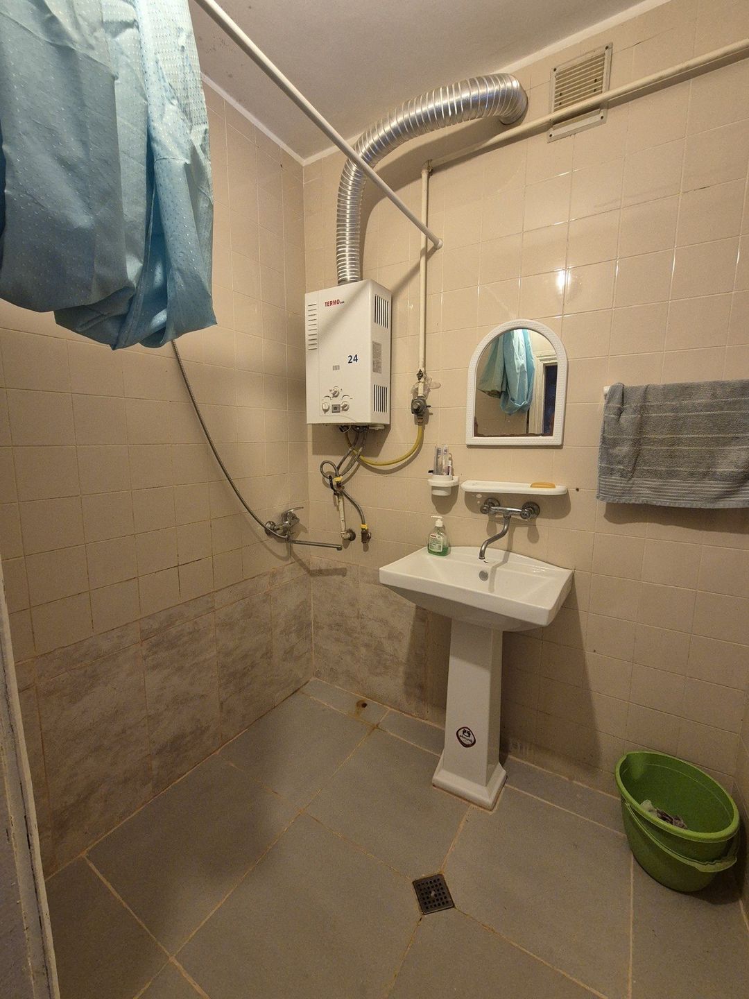 Satılır 2 otaqlı köhnə tikili 52 m² — Mənzil, Bakı (6)