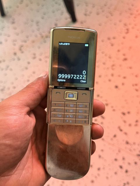 Salam . Bu gune ozel 1200 aznlik nomreni 350 azn satiram. Telesin