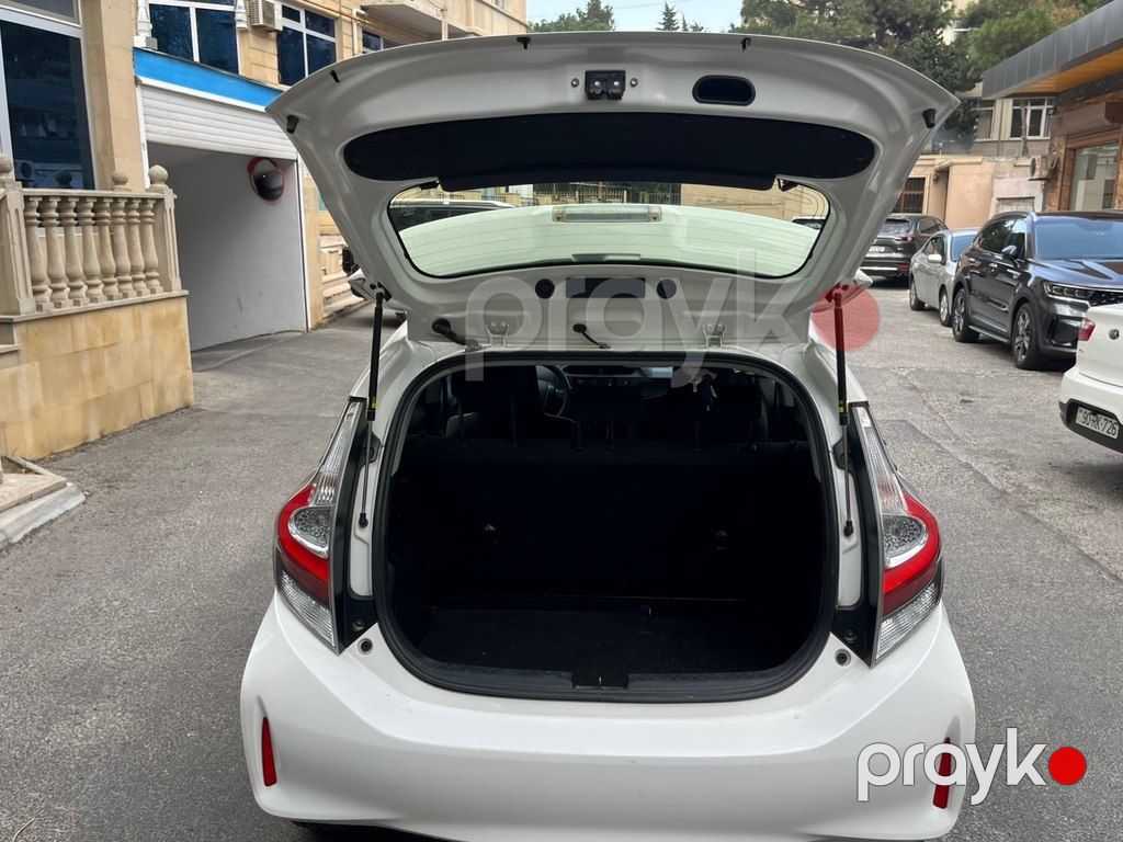 Toyota Aqua, 1.5 L, 0.87 kWh, 2018 il, 116 765 km — Avtomobillər, Bakı (6)