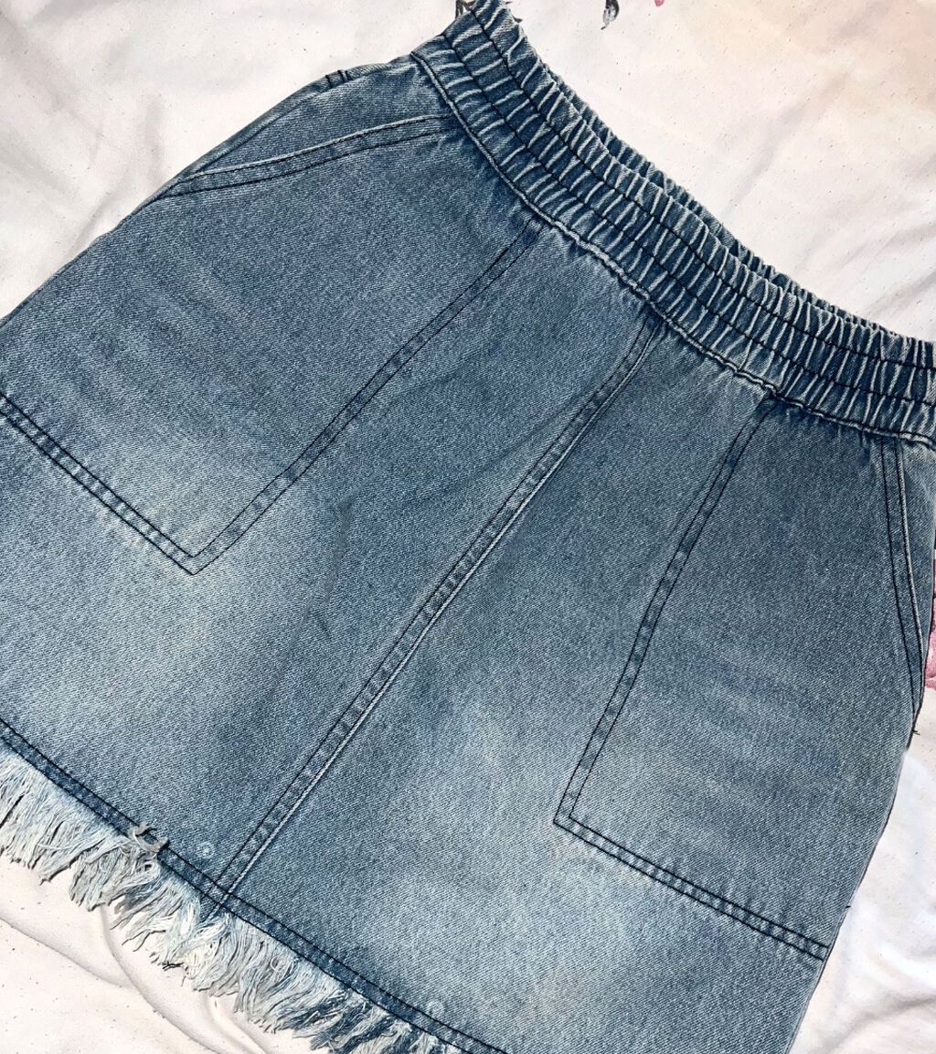 Cinslər, Fendi, S — Şəxsi əşyalar, Bakı