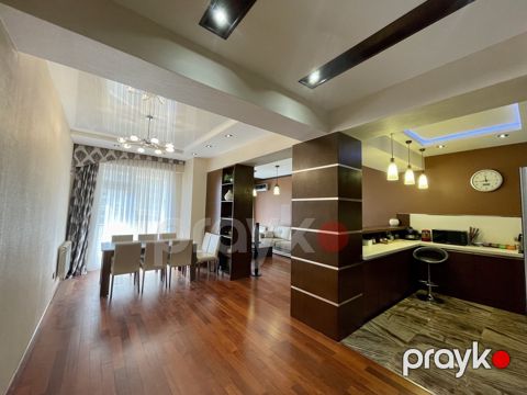 Satılır 2 otaqlı yeni tikili 100 m²