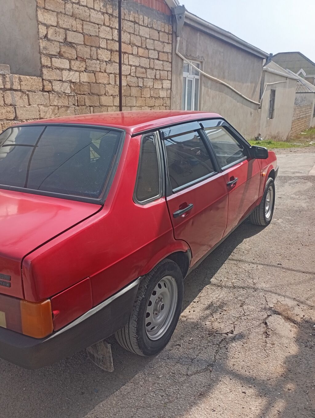 Lada 21099, qırmızı rəng, sedan korpus. - Mühərrik: benzinli — Avto, Bakı (3)