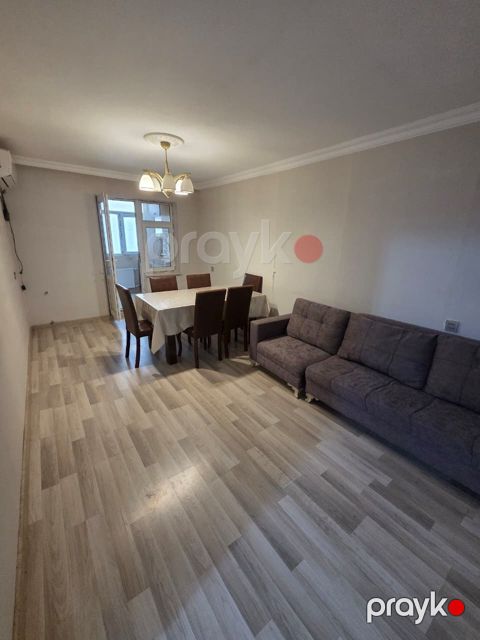 İcarəyə verilir 3 otaqlı köhnə tikili 60 m²