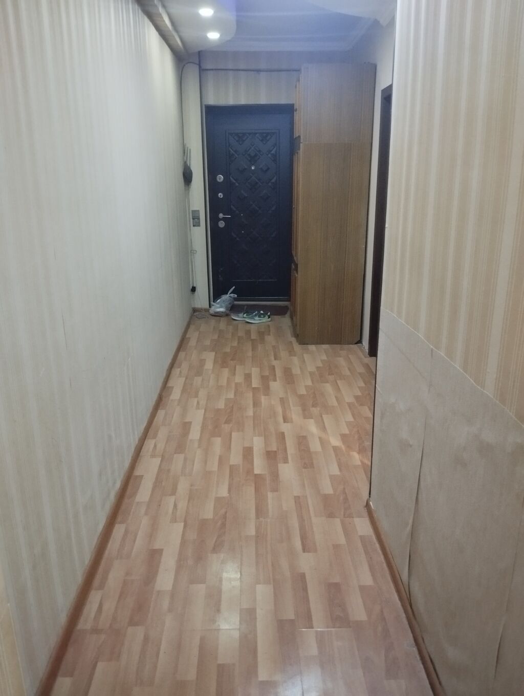 3 otaqlı mənzil – geniş dəhlizli, ayrı-ayrı otaqlarla - Plan: uzun — Daşınmaz əmlak, Bakı (4)