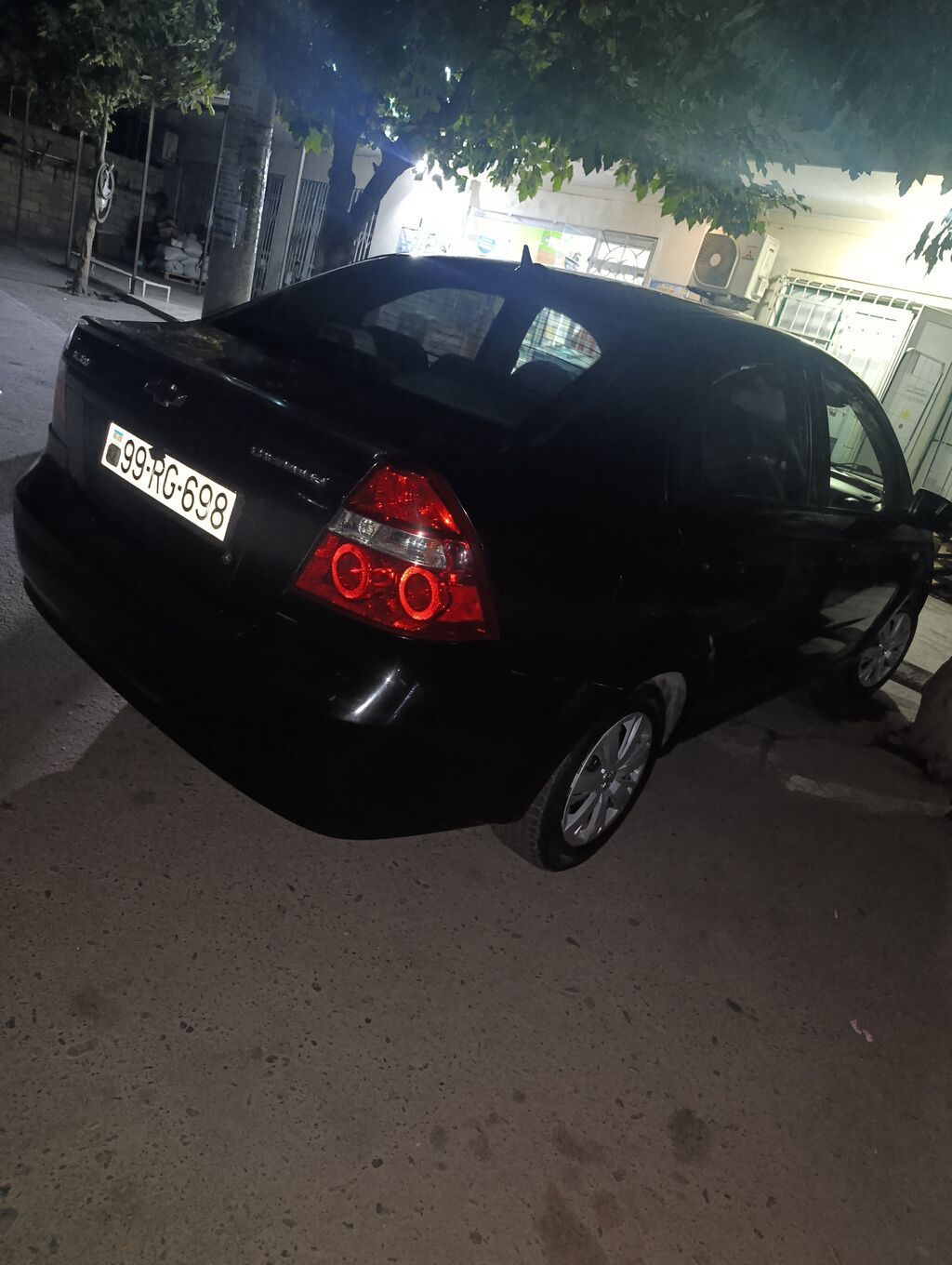Chevrolet Aveo sedan – qara rəng, 4 qapı, AZ nömrə seriyası. - Gümüş — Avtomobillər, Balakən (3)
