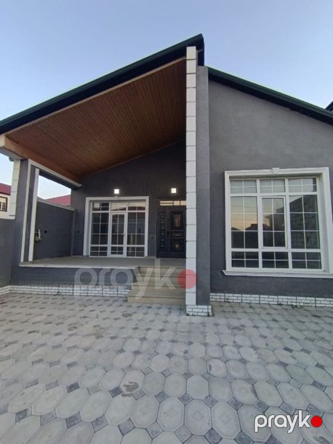 Satılır 4 otaqlı həyət evi/bağ evi 130 m²
