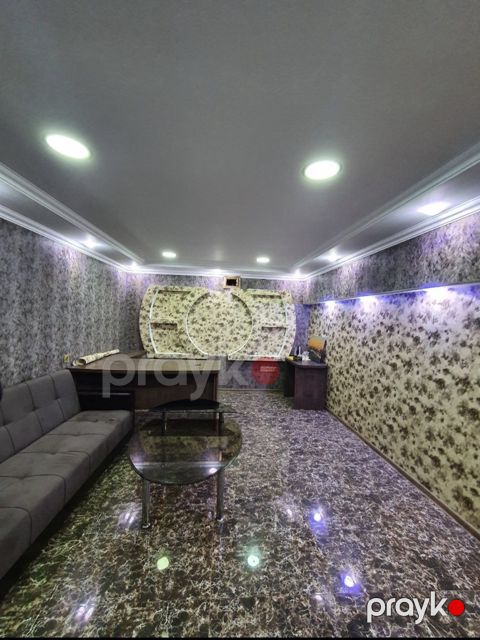 Satılır 1 otaqlı ofis 23 m²