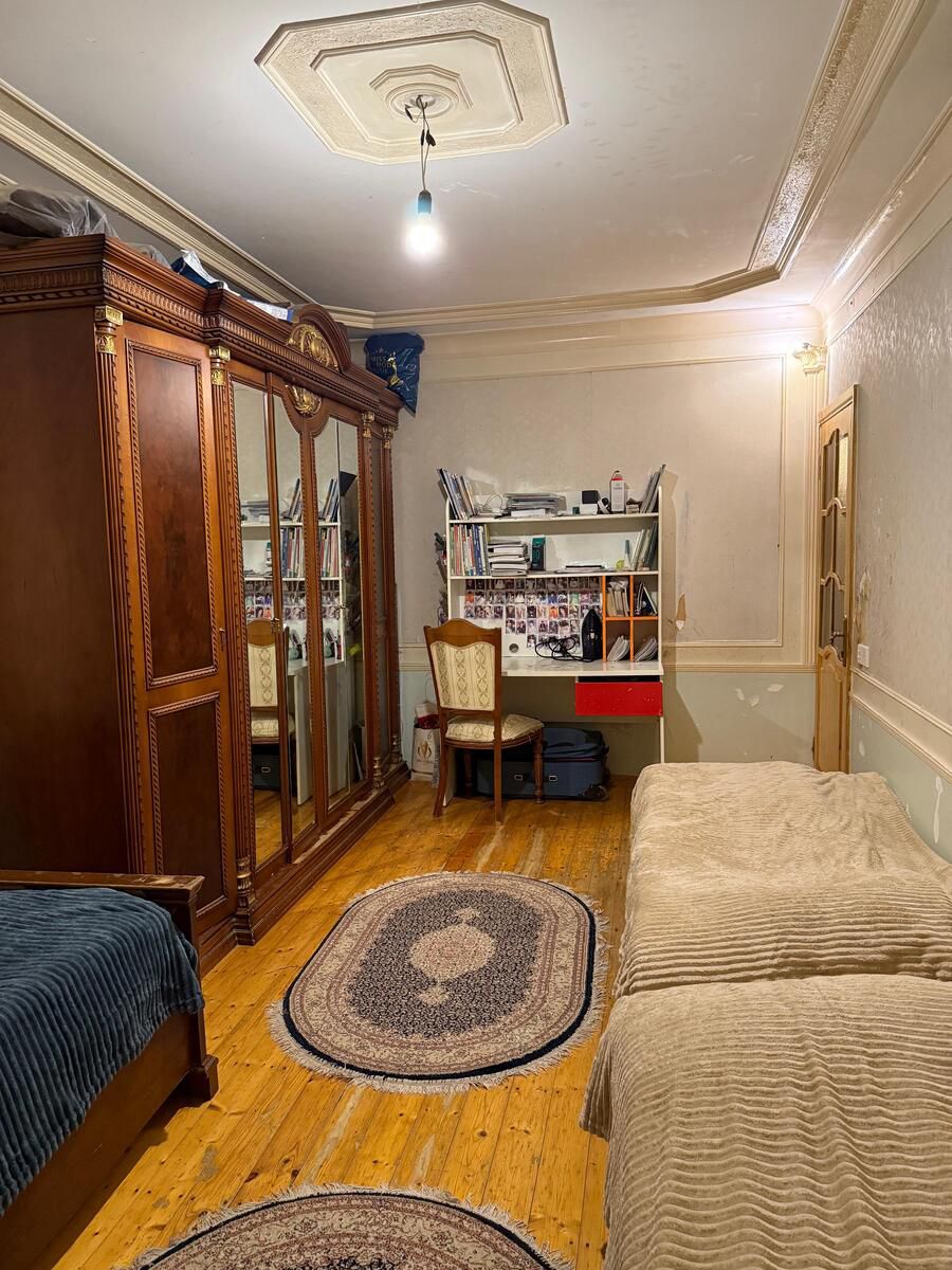 Satılır 4 otaqlı köhnə tikili 85 m² — Mənzil, Bakı (4)