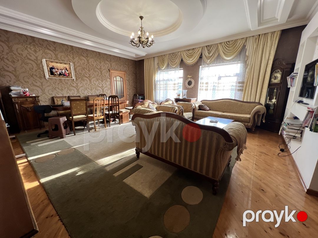 Satılır 9 otaqlı həyət evi/bağ evi 300 m² — Ev, villa, Bakı (6)
