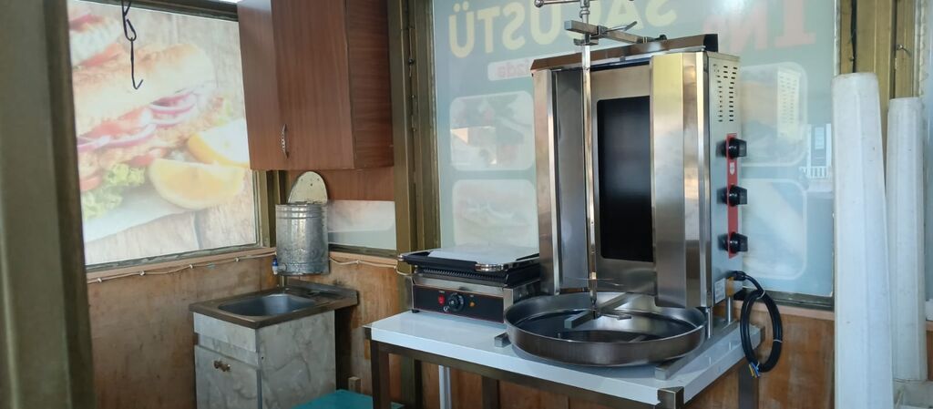 Profes­sional fast-food avadanlıqları paketi Tərkib: - Elektrik dönər — Mallar, Mingəçevir (6)