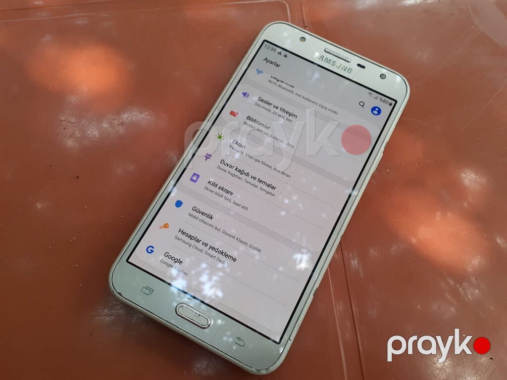 Samsung Galaxy J7 2018, 16 GB, rəng - Qızılı, Zəmanət, Sensor, İki sim kartlı — Samsung, Gəncə (7)