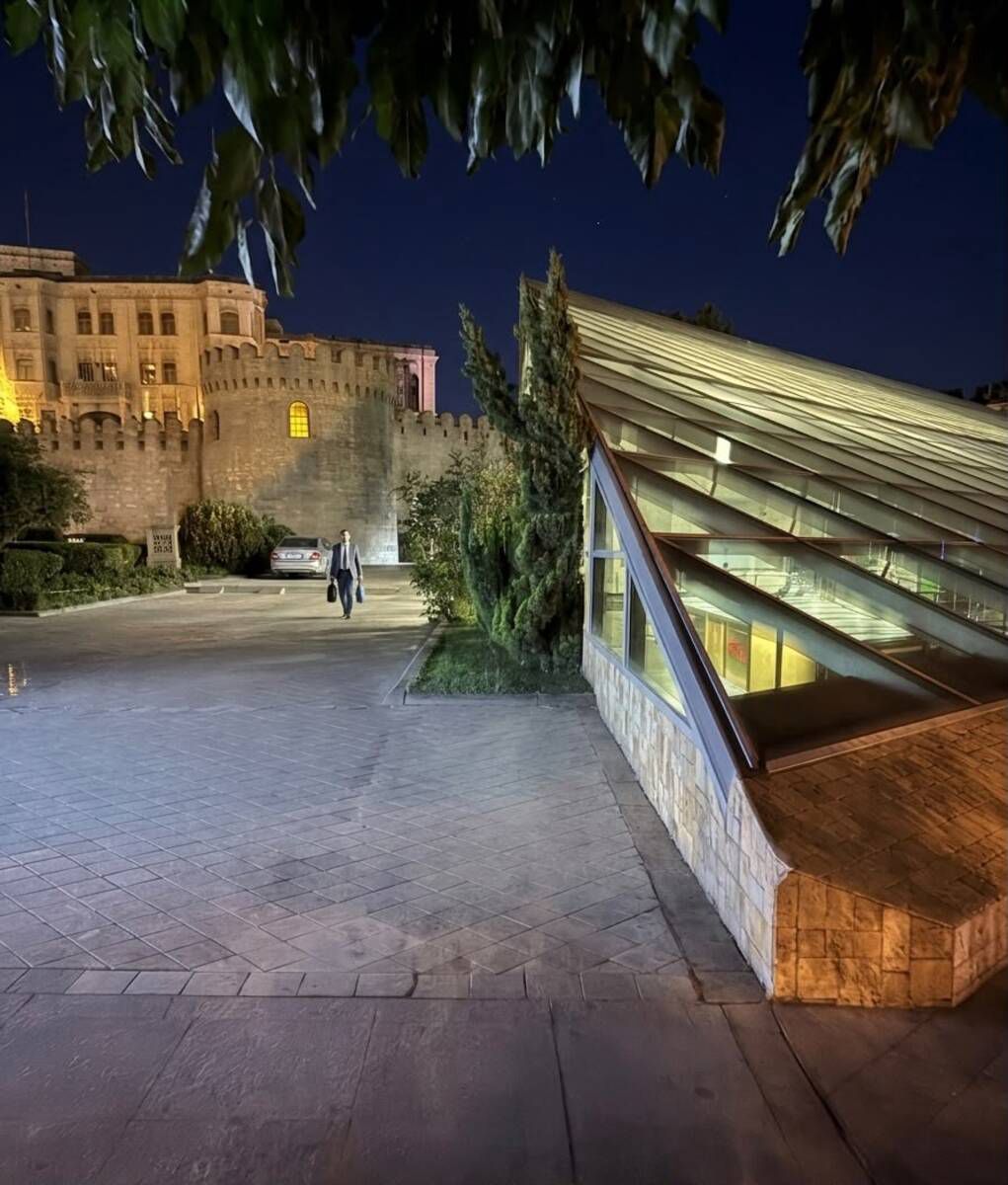İcarəyə verilir 4 otaqlı köhnə tikili 90 m² — Mənzil, Bakı (8)