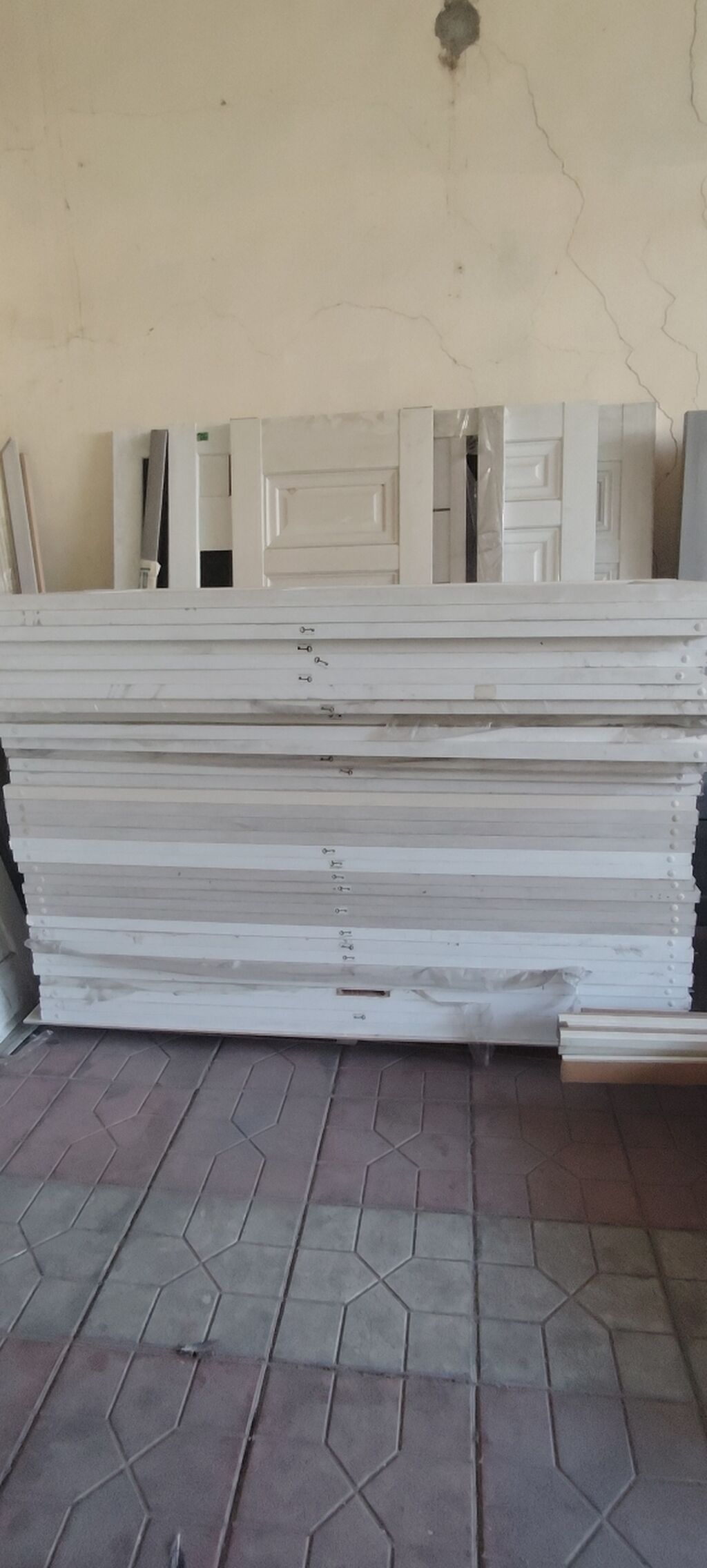 Avropa qapilari — Mebel, Gəncə (2)