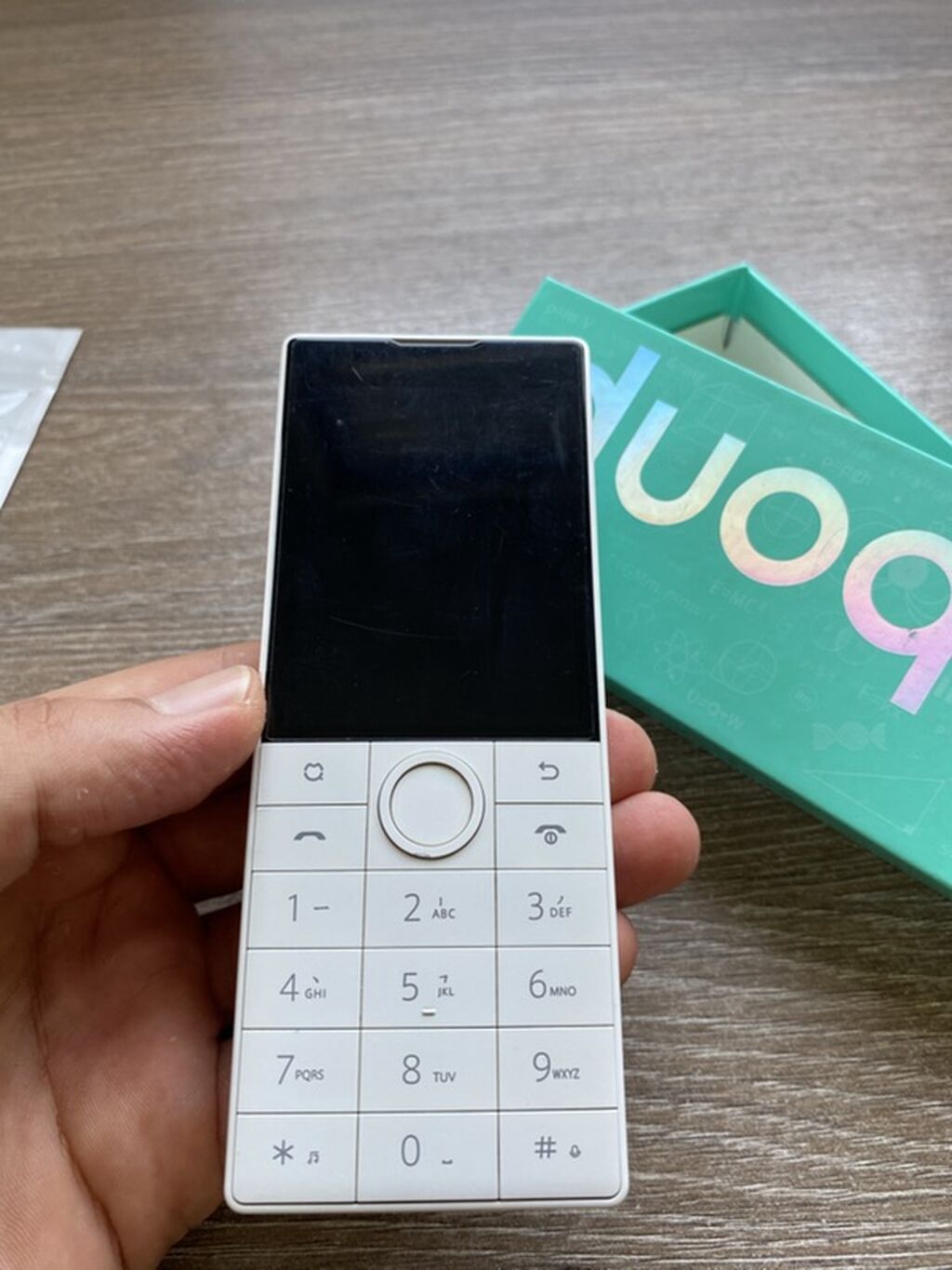 Qin AI Life “Duoqin” düyməli telefon Xüsusiyyətlər: - Minimalist — Elektronika, Yevlax (3)