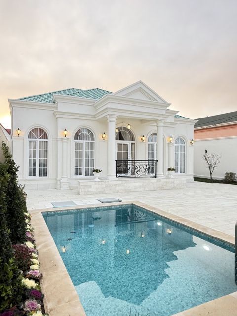 Satılır 4 otaqlı həyət evi/bağ evi 130 m² — Bakı